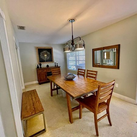 サラソータ Rowena House 2Bd Den 2Bth Heated Pool Near Siesta Keyヴィラ エクステリア 写真
