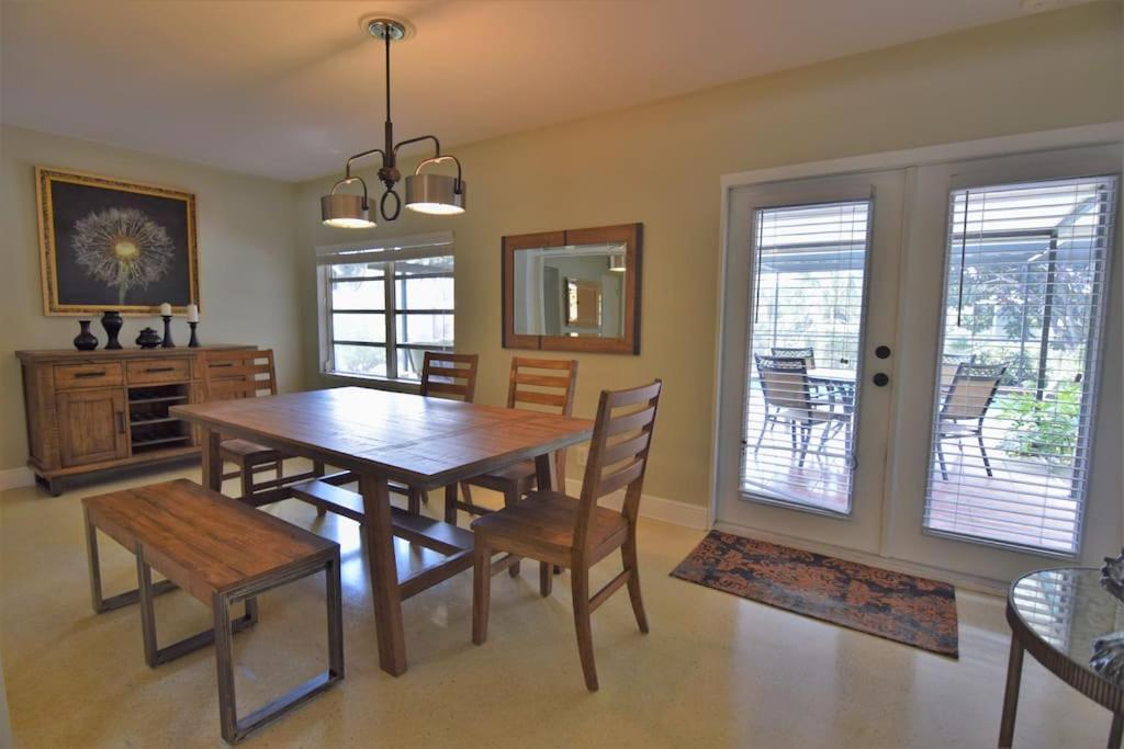 サラソータ Rowena House 2Bd Den 2Bth Heated Pool Near Siesta Keyヴィラ エクステリア 写真