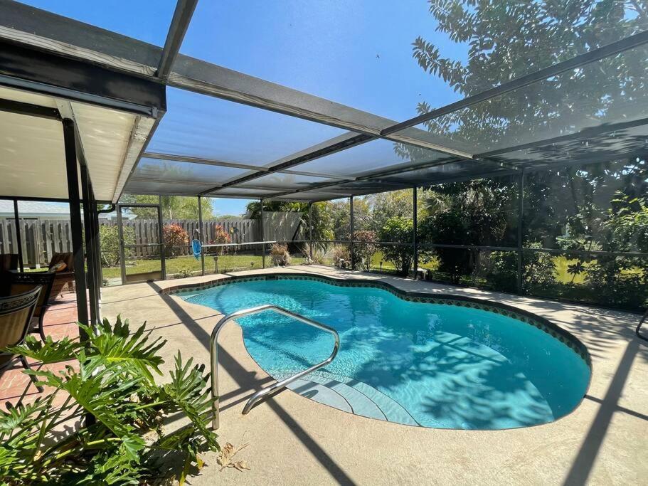 サラソータ Rowena House 2Bd Den 2Bth Heated Pool Near Siesta Keyヴィラ エクステリア 写真
