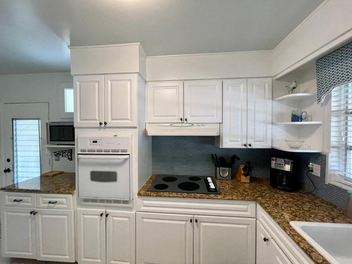 サラソータ Rowena House 2Bd Den 2Bth Heated Pool Near Siesta Keyヴィラ エクステリア 写真